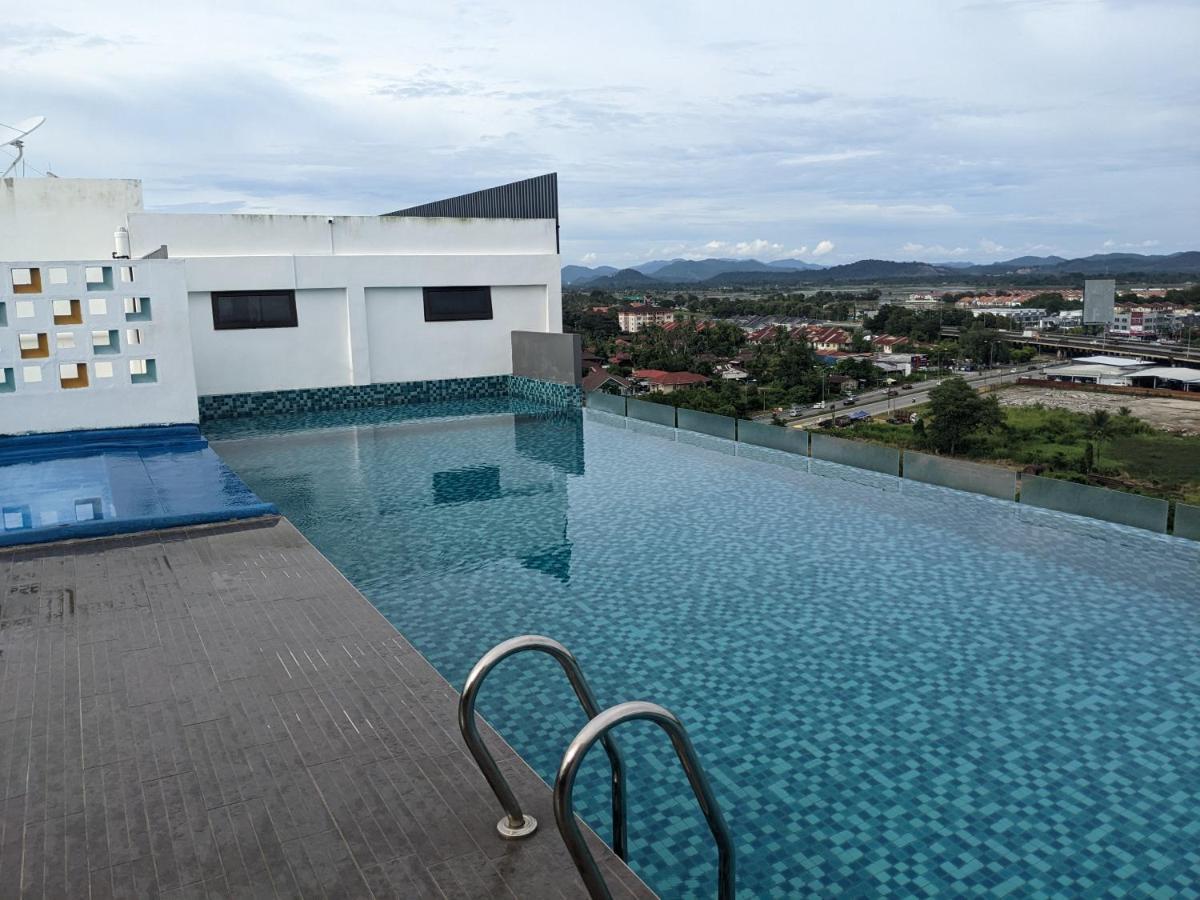 Alor Setar Imperio By Im Staycation 3Bedroom & Rooftop Pool المظهر الخارجي الصورة